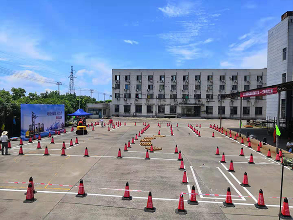 鄞州区职业技能大比武于今日正式开始